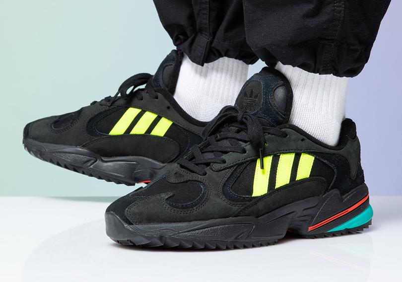 adidas-Yung-1-Trail-Black-EE5321-2