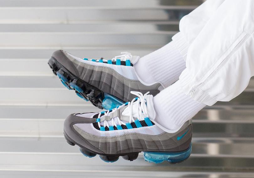 nike-vapormax-95-neo-turquoise-AJ7292-002-1