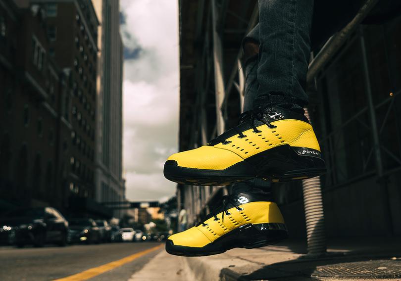 solefly-jordan-17-lightning-release-info-date-3