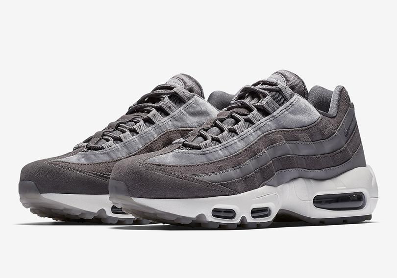 nike-wmns-air-max-95-aa1103-003-0