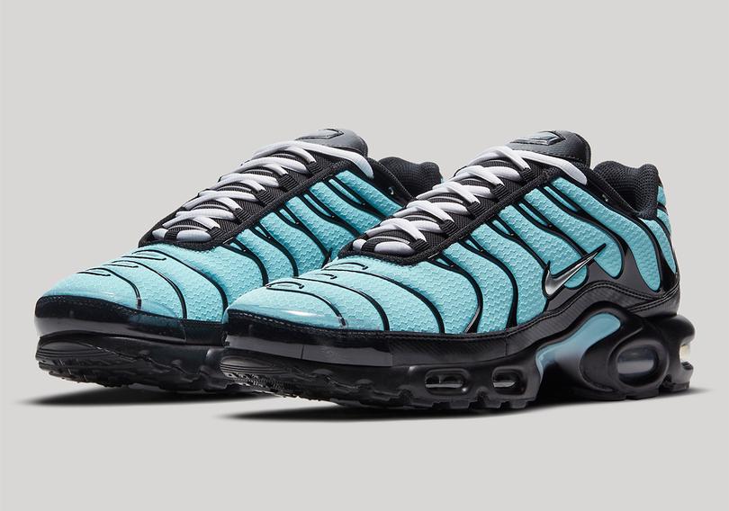 nike-air-max-plus-tiffany-CV8838-400-4