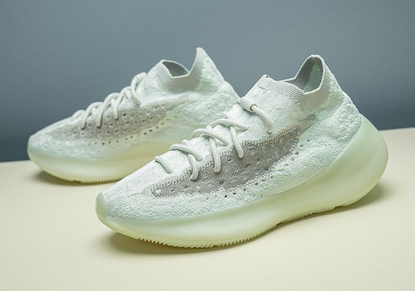 adidas-yeezy-380-calcite-glow-gz8668-4