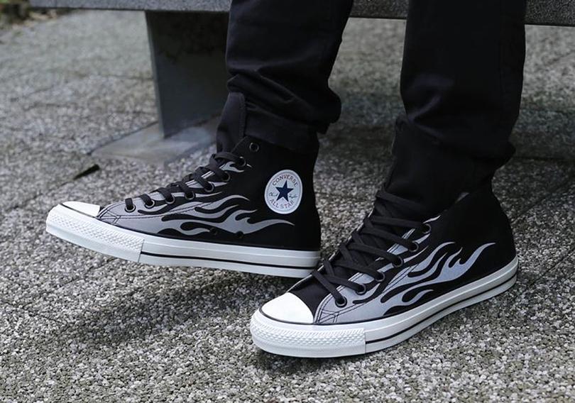 converse-all-star-flames-reflective