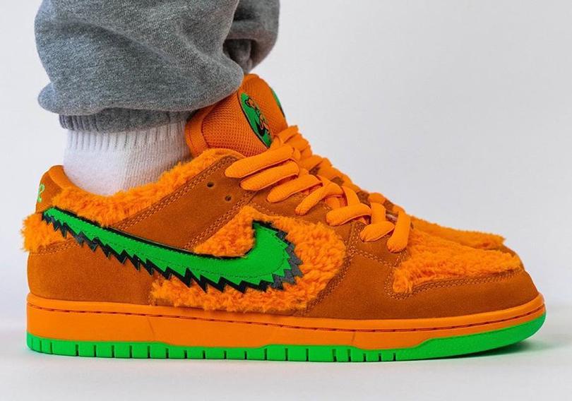 grateful-dead-nike-sb-dunk-orange-release-info